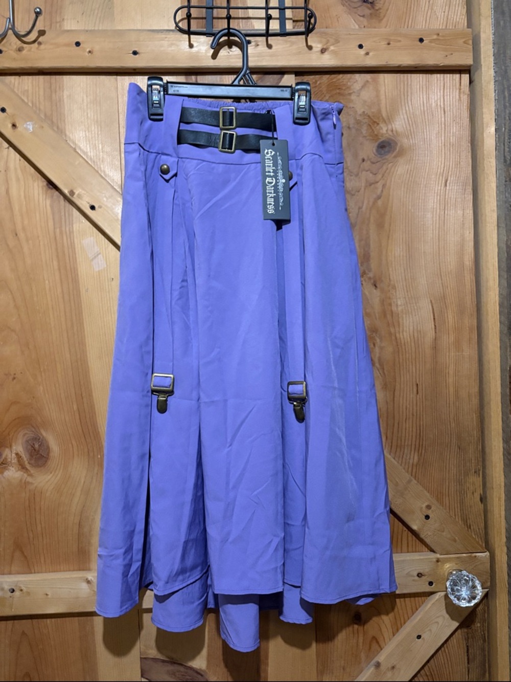 Scarlet Darkness Lavender A-Line Men’s Kilt with Buckle Straps